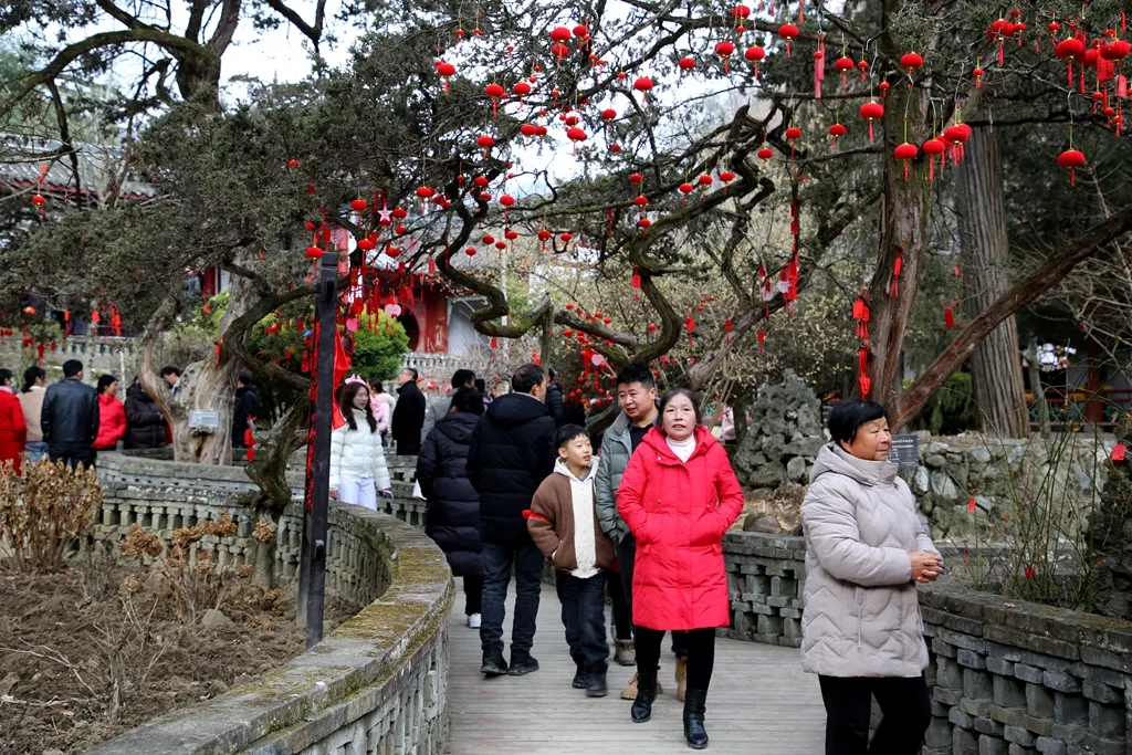 “廟”趣橫生·祈福納祥 —— 大年初一逛廟會 留壩人民花式過新年