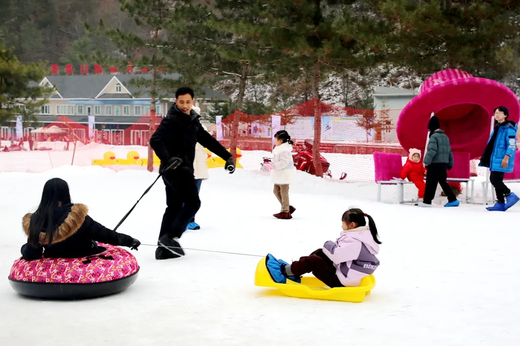 滑雪、戲雪、賞民俗！留壩景區“上才藝”